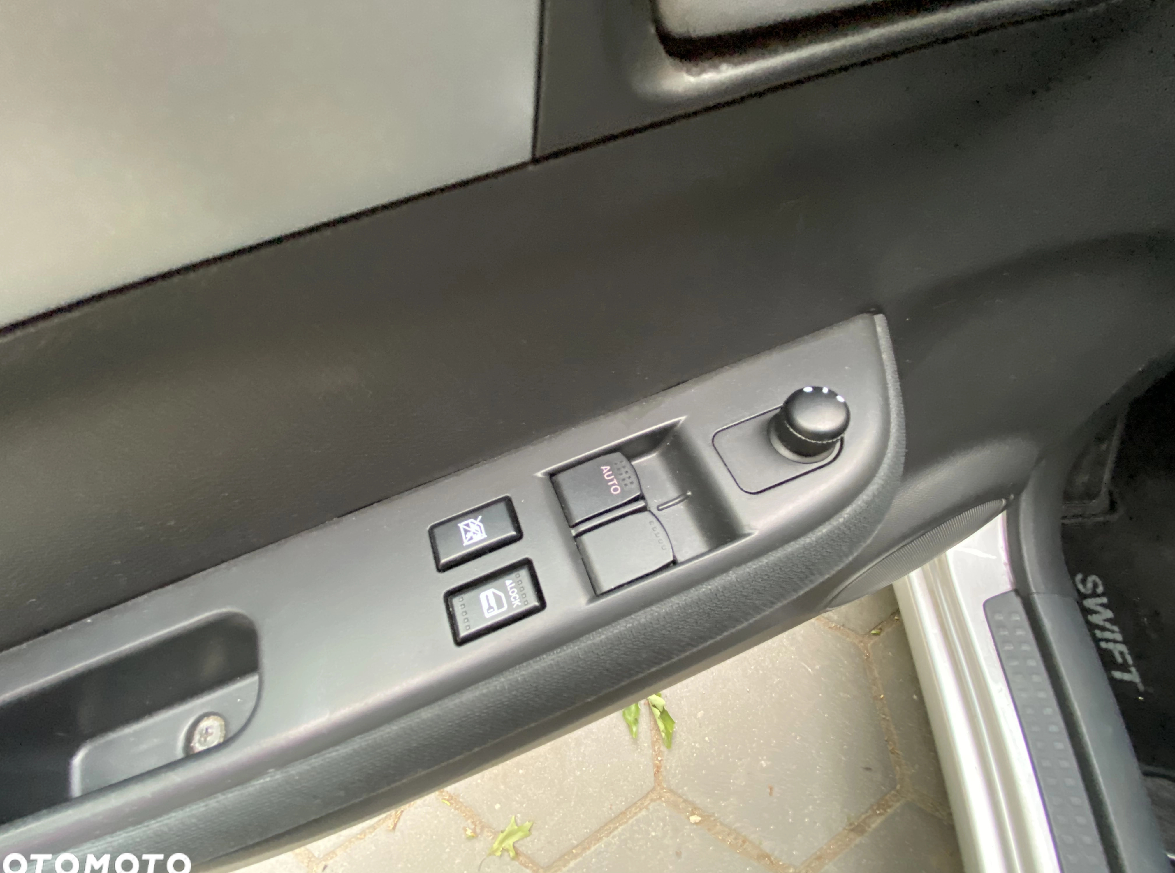 Suzuki Swift cena 17200 przebieg: 100800, rok produkcji 2010 z Wrocław małe 301